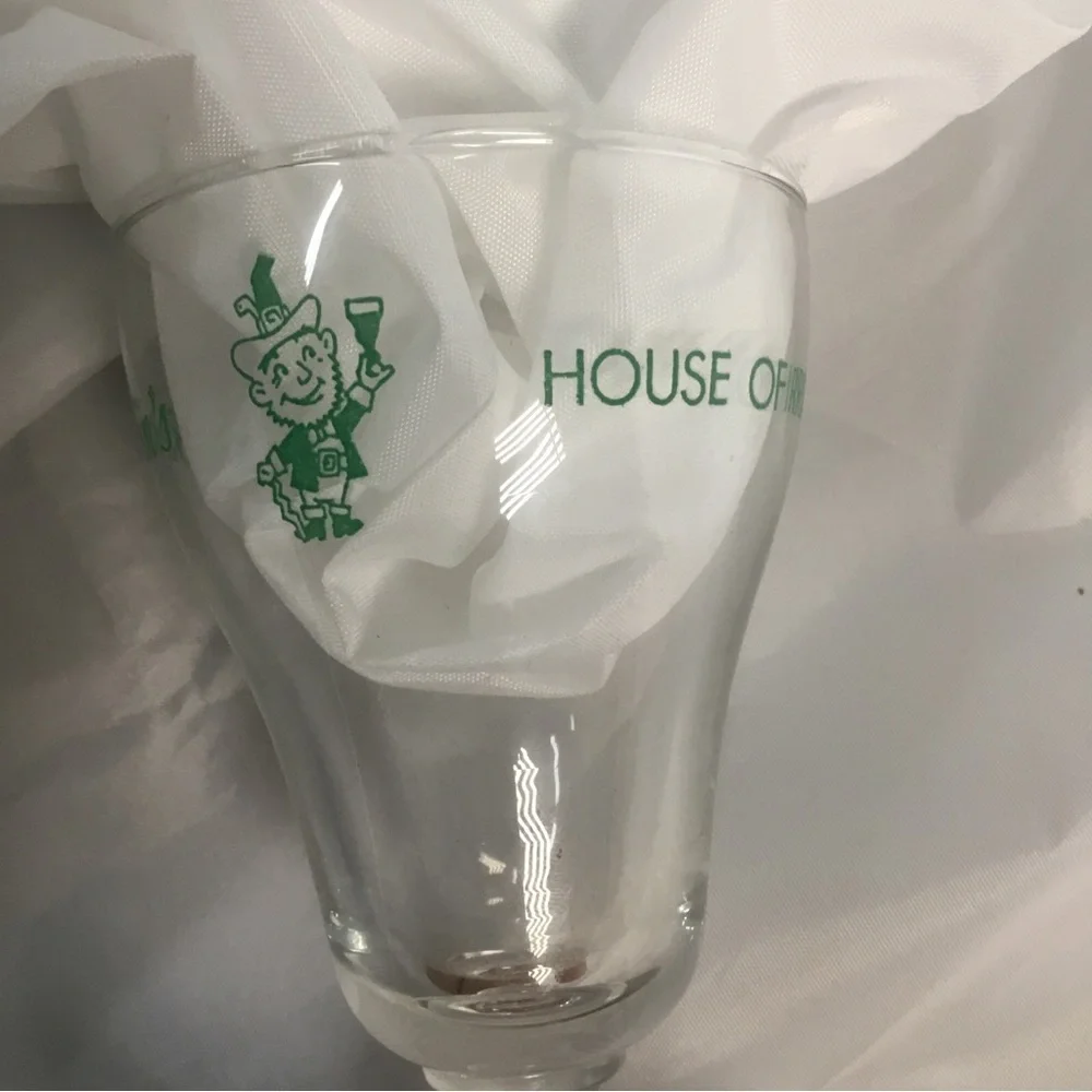 2 Tom Bergin’s House Of Irish Coffee Glasses 5.5” Leprechaun Stem VTG Green